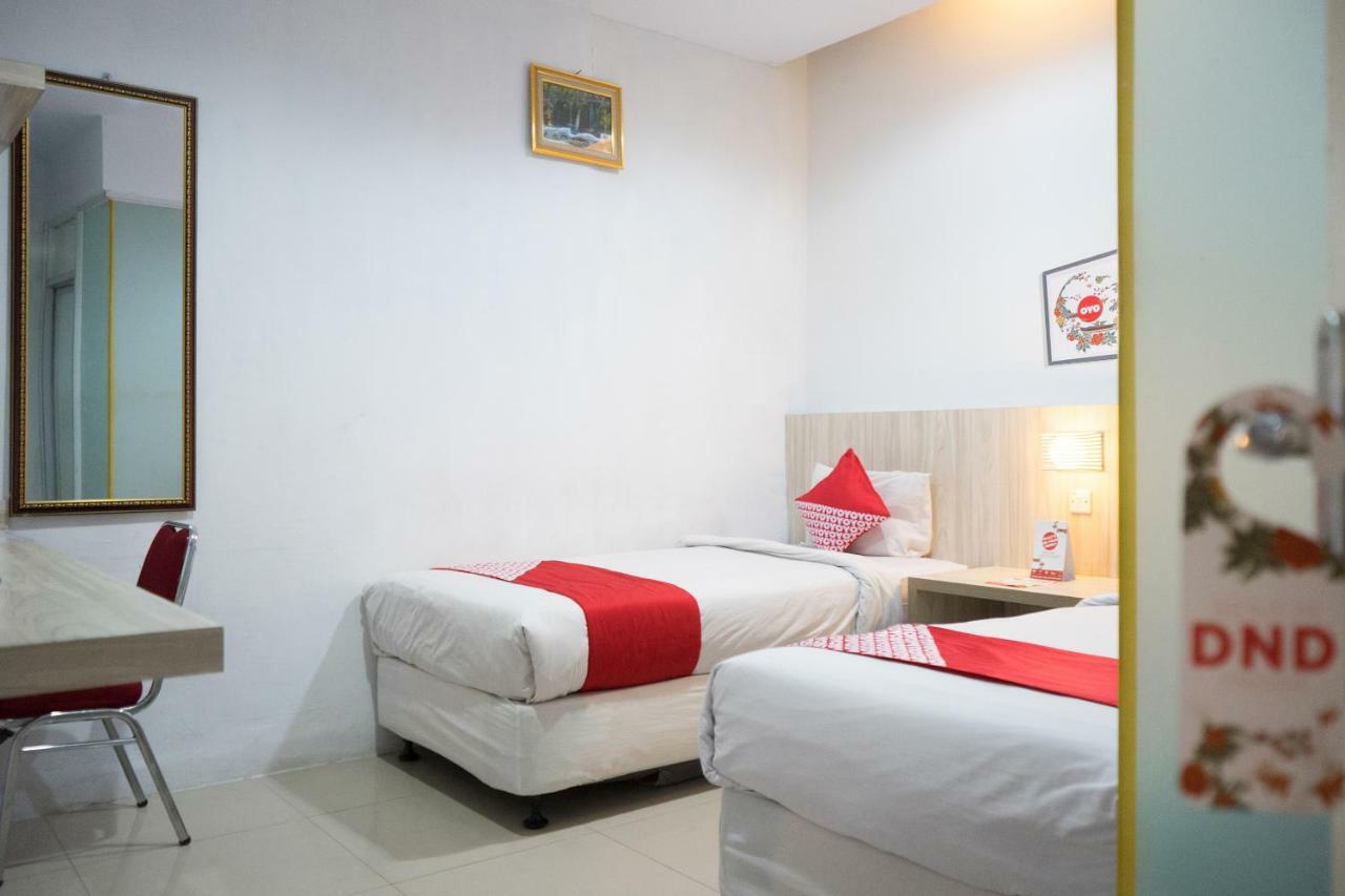 Oyo 1253 Hotel Wisata Jambi Eksteriør bilde